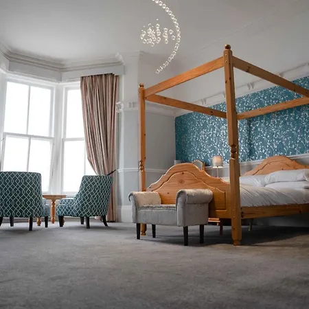 Delmont & View Restaurant Hotel