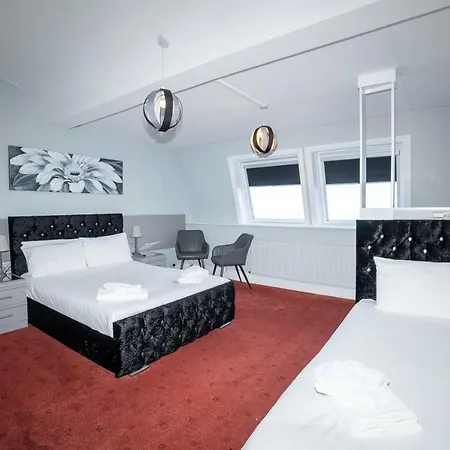 Delmont & View Restaurant Scarborough