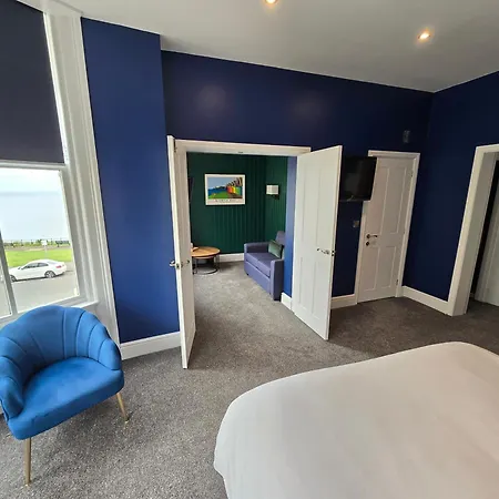 Delmont & View Restaurant 4* Scarborough