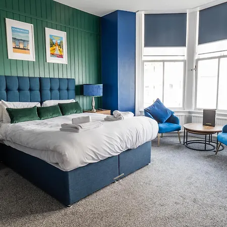 Hotel Delmont & View Restaurant