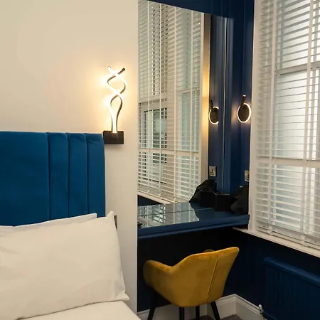 Delmont & View Restaurant 4* Scarborough