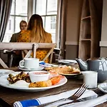 Delmont & View Restaurant 4* Scarborough