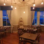 Delmont & View Restaurant Hotel 4*