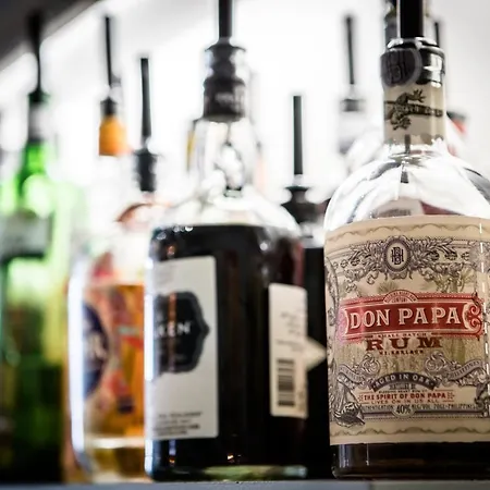 酒店 Delmont & View Restaurant 4*