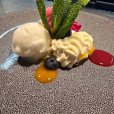 酒店 Delmont & View Restaurant 斯卡伯勒