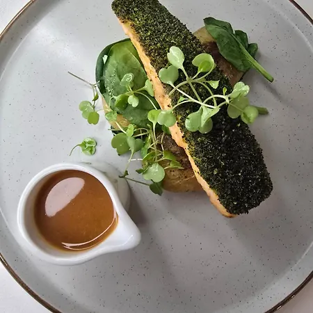 Delmont & View Restaurant 4* 斯卡伯勒