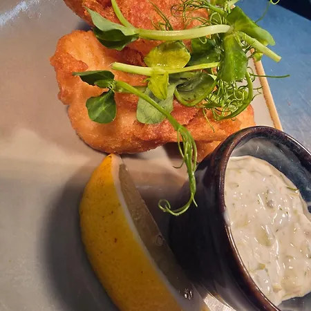 Delmont & View Restaurant 酒店 4*