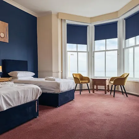 Delmont & View Restaurant 3* Scarborough