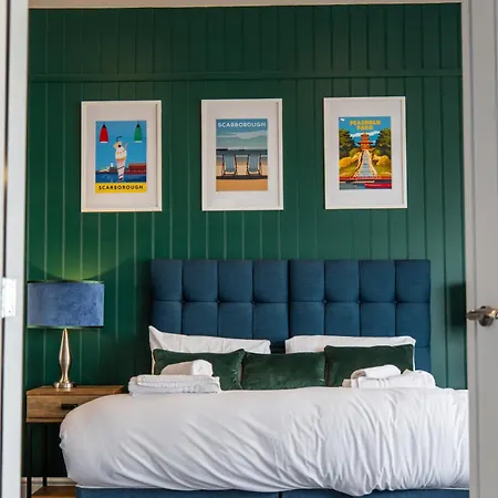 Hotel Delmont & View Restaurant Scarborough