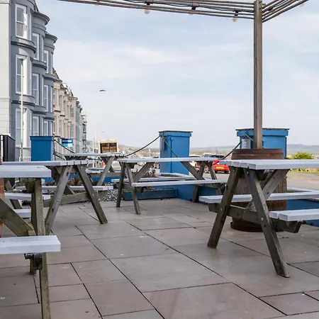 Hotel Delmont & View Restaurant