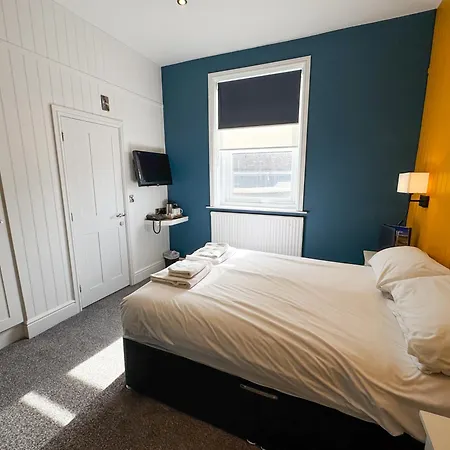 Hotell Delmont & View Restaurant Scarborough