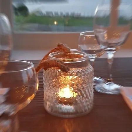 Delmont & View Restaurant 酒店 斯卡伯勒