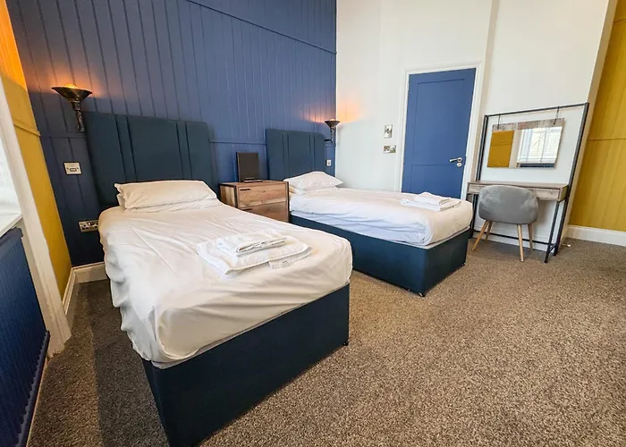 Delmont & View Restaurant Hotel