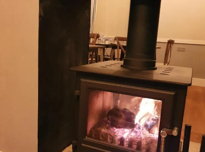 Delmont & View Restaurant 4*