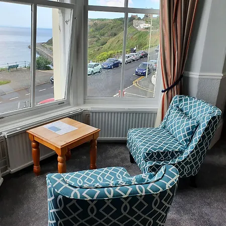 Delmont & View Restaurant Scarborough