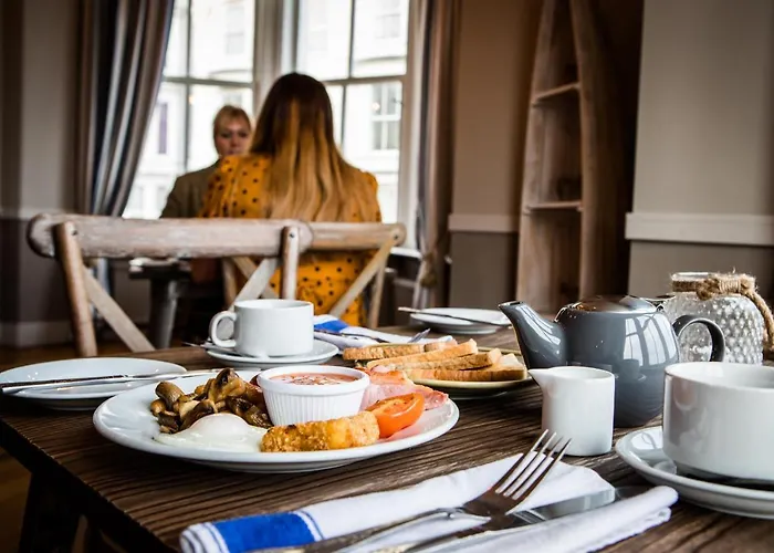 Delmont & View Restaurant 4* Scarborough