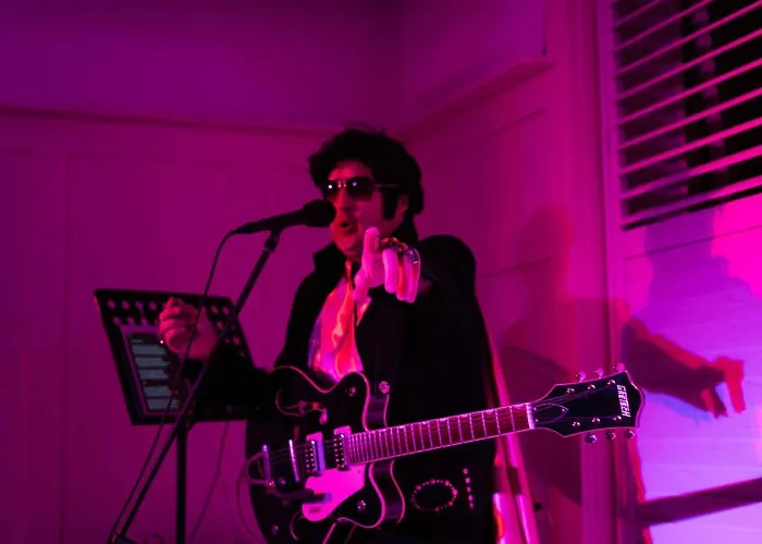 Delmont & View Restaurant 4*