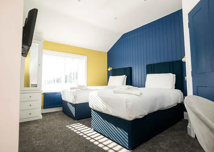 Delmont & View Restaurant Scarborough