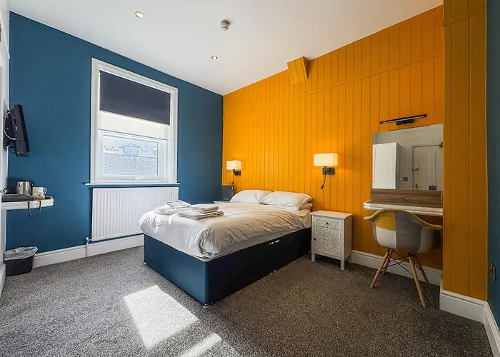 Delmont & View Restaurant 4* Scarborough