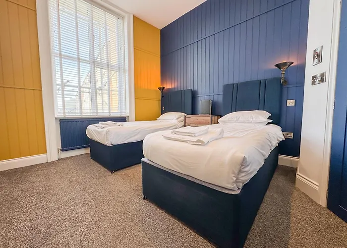 Delmont & View Restaurant